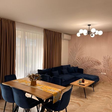 Pine Apartments At San Pietro Resort Durrës Eksteriør billede