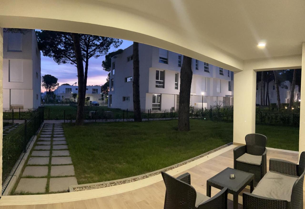 Pine Apartments At San Pietro Resort Durrës Eksteriør billede