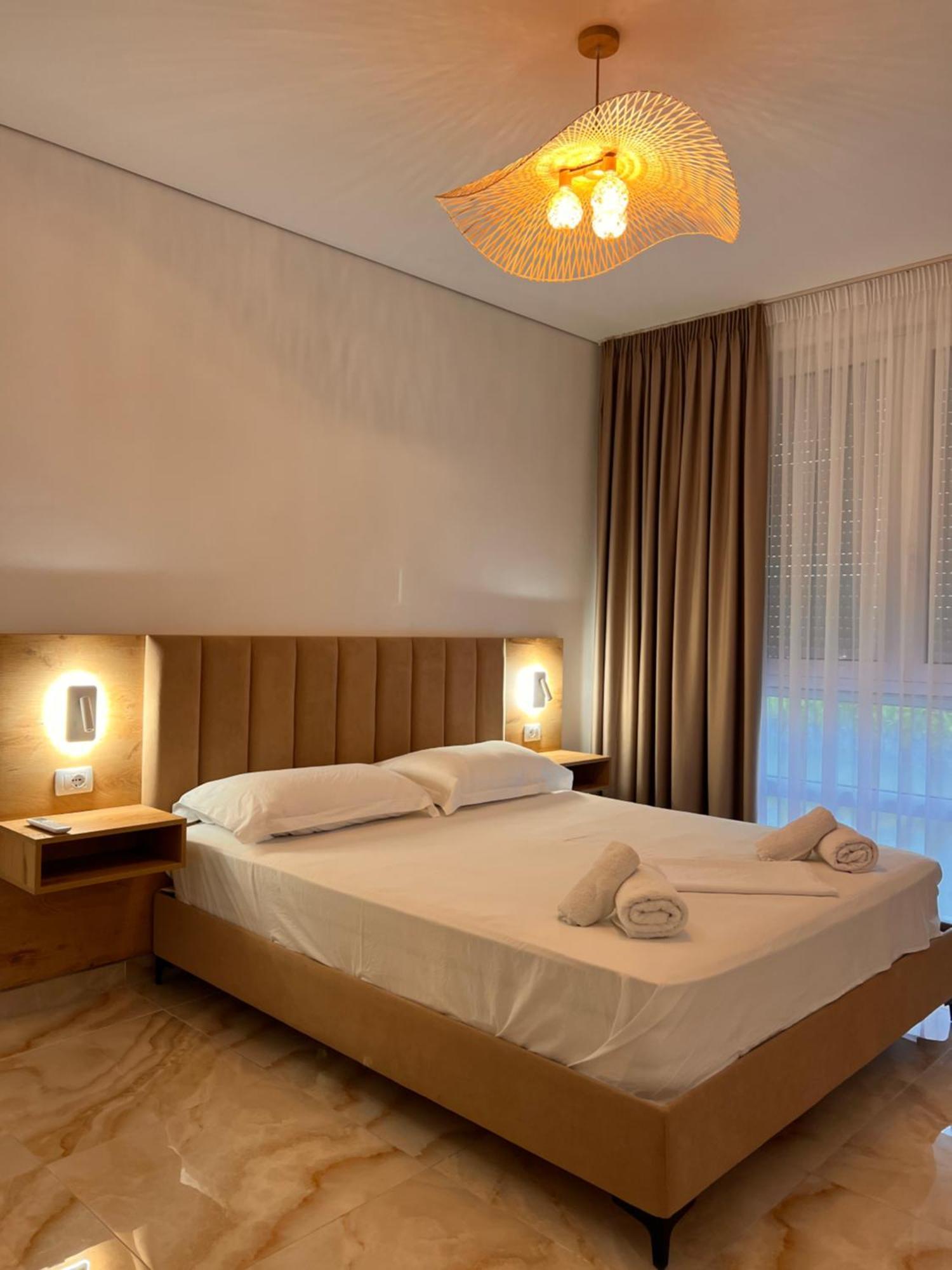 Pine Apartments At San Pietro Resort Durrës Eksteriør billede
